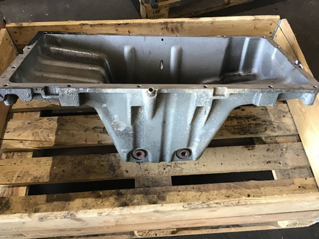 Liebherr Oil Sump - בית ארכובה: תמונה 2 Liebherr Oil Sump - בית ארכובה: תמונה 2