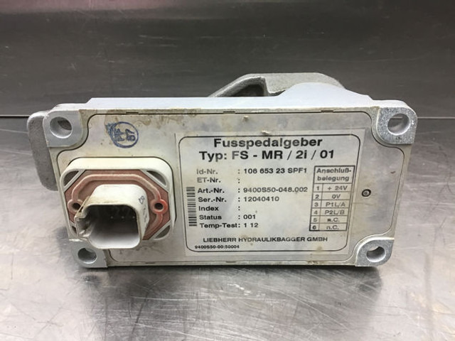 Liebherr Pedal - דוושה: תמונה 3 Liebherr Pedal - דוושה: תמונה 3
