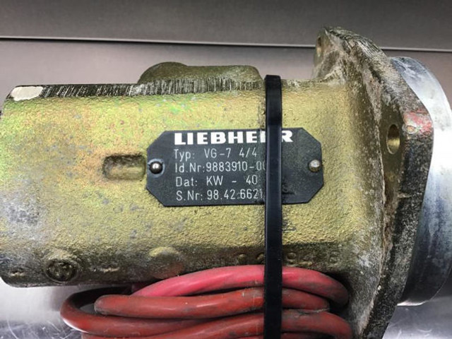 Liebherr Pilot Control Unit Compleet - ידית הילוכים: תמונה 4 Liebherr Pilot Control Unit Compleet - ידית הילוכים: תמונה 4