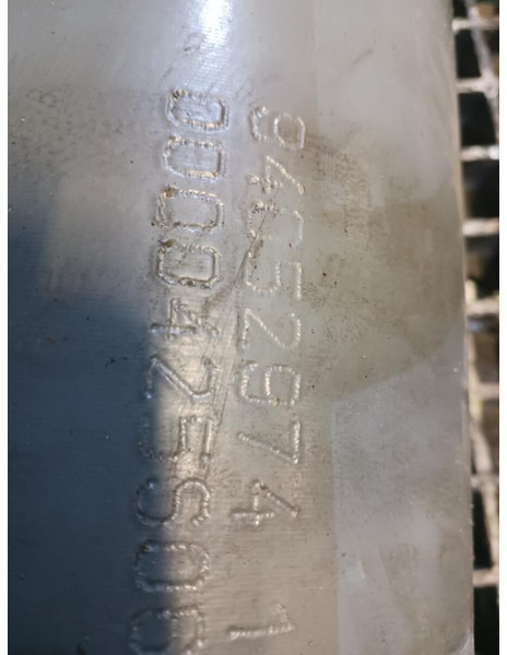 Liebherr R922 LC / R922 NLC / R922 SLC / R922 XLC - צילינדר הידרולי: תמונה 2 Liebherr R922 LC / R922 NLC / R922 SLC / R922 XLC - צילינדר הידרולי: תמונה 2