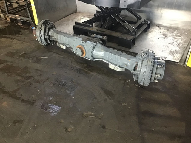 Liebherr Rear Axle - סרן וחלקים: תמונה 2 Liebherr Rear Axle - סרן וחלקים: תמונה 2