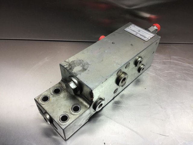 Liebherr Safety Valve - שסתום: תמונה 1 Liebherr Safety Valve - שסתום: תמונה 1