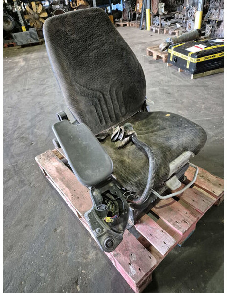 Liebherr Seating - מושב: תמונה 3 Liebherr Seating - מושב: תמונה 3