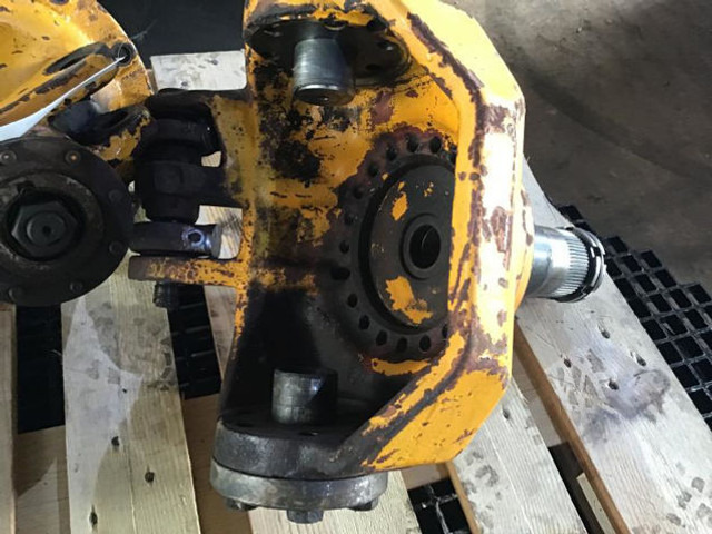 מפרק היגוי Liebherr Steering house left: תמונה 9