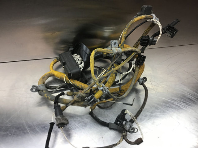Liebherr Wiring Harness - כבלים/ רתמת חוט: תמונה 2 Liebherr Wiring Harness - כבלים/ רתמת חוט: תמונה 2
