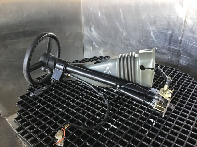 Liebherr - עמודת היגוי: תמונה 3 Liebherr - עמודת היגוי: תמונה 3