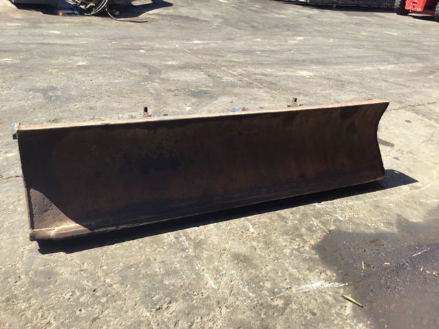 Liebherr - מחרשת שלג: תמונה 1 Liebherr - מחרשת שלג: תמונה 1