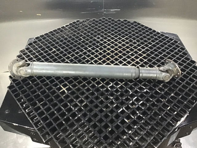 ZF Propeller Shaft - גל הנעה: תמונה 1 ZF Propeller Shaft - גל הנעה: תמונה 1