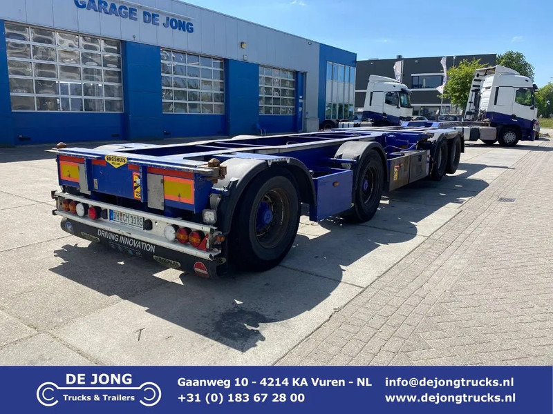 Broshuis 2Connect 2AKCC / 4 Axles / 3x Steering Axle / 2x Lift Axle - סמיטריילר מוביל מכולות/ החלפת גוף: תמונה 1 Broshuis 2Connect 2AKCC / 4 Axles / 3x Steering Axle / 2x Lift Axle - סמיטריילר מוביל מכולות/ החלפת גוף: תמונה 1