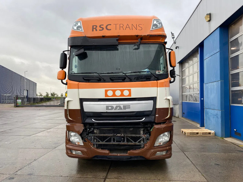 DAF XF 106.460 / Damage / 2x Tank / ADR - יחידת טרקטור: תמונה 2 DAF XF 106.460 / Damage / 2x Tank / ADR - יחידת טרקטור: תמונה 2