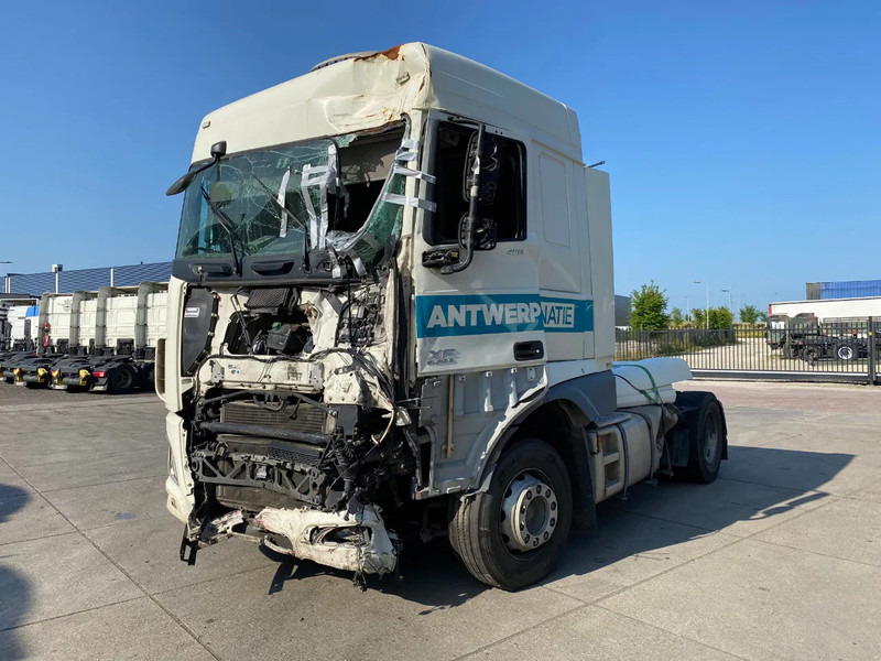 DAF XF 106.460 SC / Damaged / Stand Airco - יחידת טרקטור: תמונה 3 DAF XF 106.460 SC / Damaged / Stand Airco - יחידת טרקטור: תמונה 3