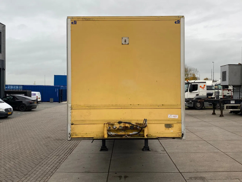 Renders ROC 12.18E / Box / Mercedes + Disc - סמיטריילר בתיבה סגורה: תמונה 5 Renders ROC 12.18E / Box / Mercedes + Disc - סמיטריילר בתיבה סגורה: תמונה 5