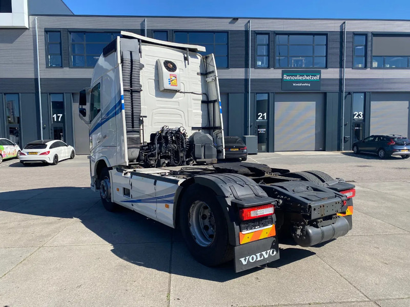 Volvo FH 13.500 Globetrotter / Full Spoilers / Stand Airco / Hydraulic - יחידת טרקטור: תמונה 4 Volvo FH 13.500 Globetrotter / Full Spoilers / Stand Airco / Hydraulic - יחידת טרקטור: תמונה 4