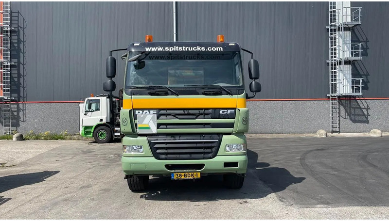 DAF CF 85.360 Manual - משאית מערבלת בטון: תמונה 2 DAF CF 85.360 Manual - משאית מערבלת בטון: תמונה 2