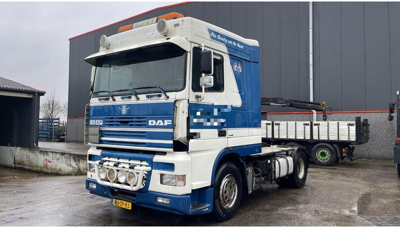 DAF XF 380 Manual HOLLAND TRUCK (from first owner) - יחידת טרקטור: תמונה 1 DAF XF 380 Manual HOLLAND TRUCK (from first owner) - יחידת טרקטור: תמונה 1