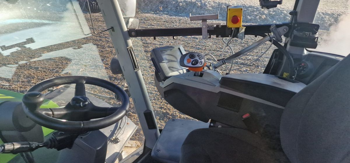 Claas Xerion 4500 Trac VC - טרקטור חקלאי: תמונה 5 Claas Xerion 4500 Trac VC - טרקטור חקלאי: תמונה 5
