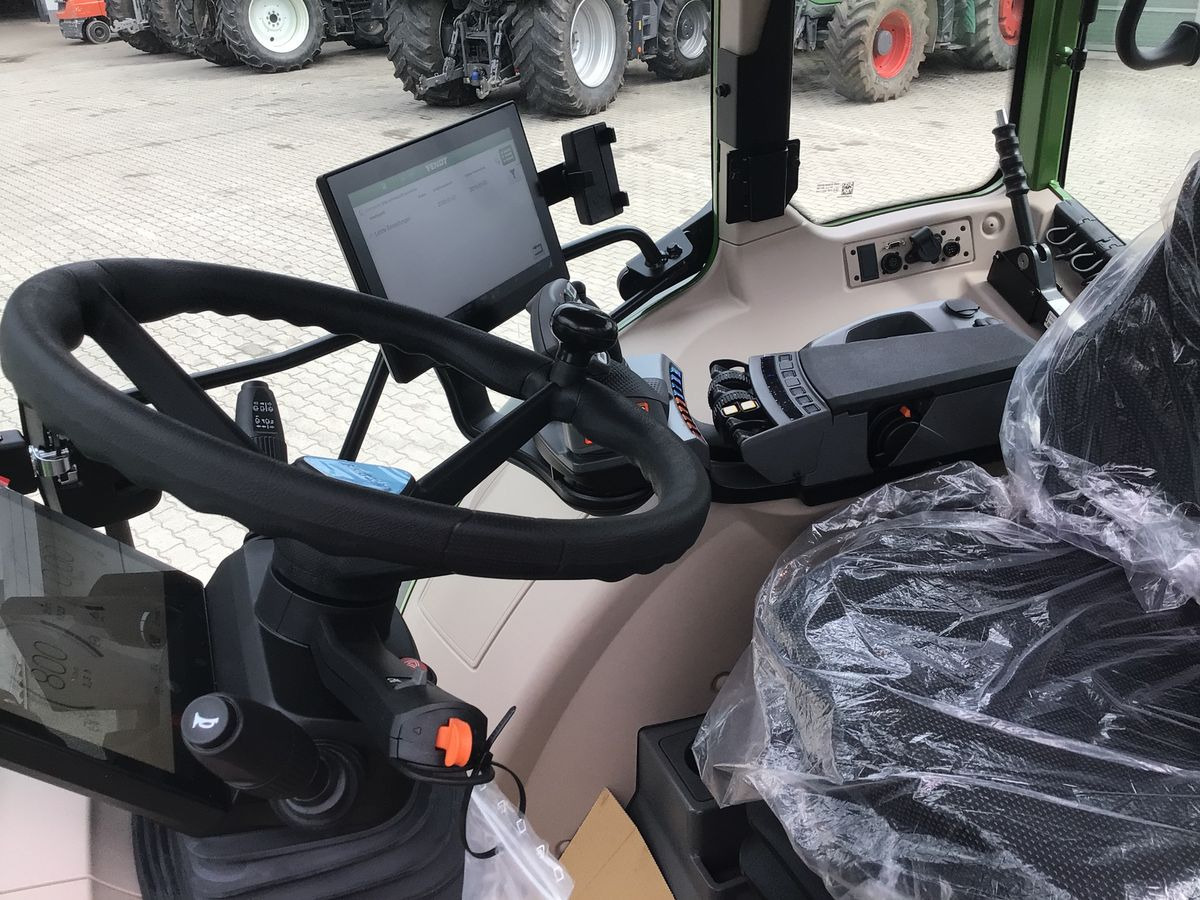 Fendt 211 Vario (FendtONE) - טרקטור חקלאי: תמונה 5 Fendt 211 Vario (FendtONE) - טרקטור חקלאי: תמונה 5