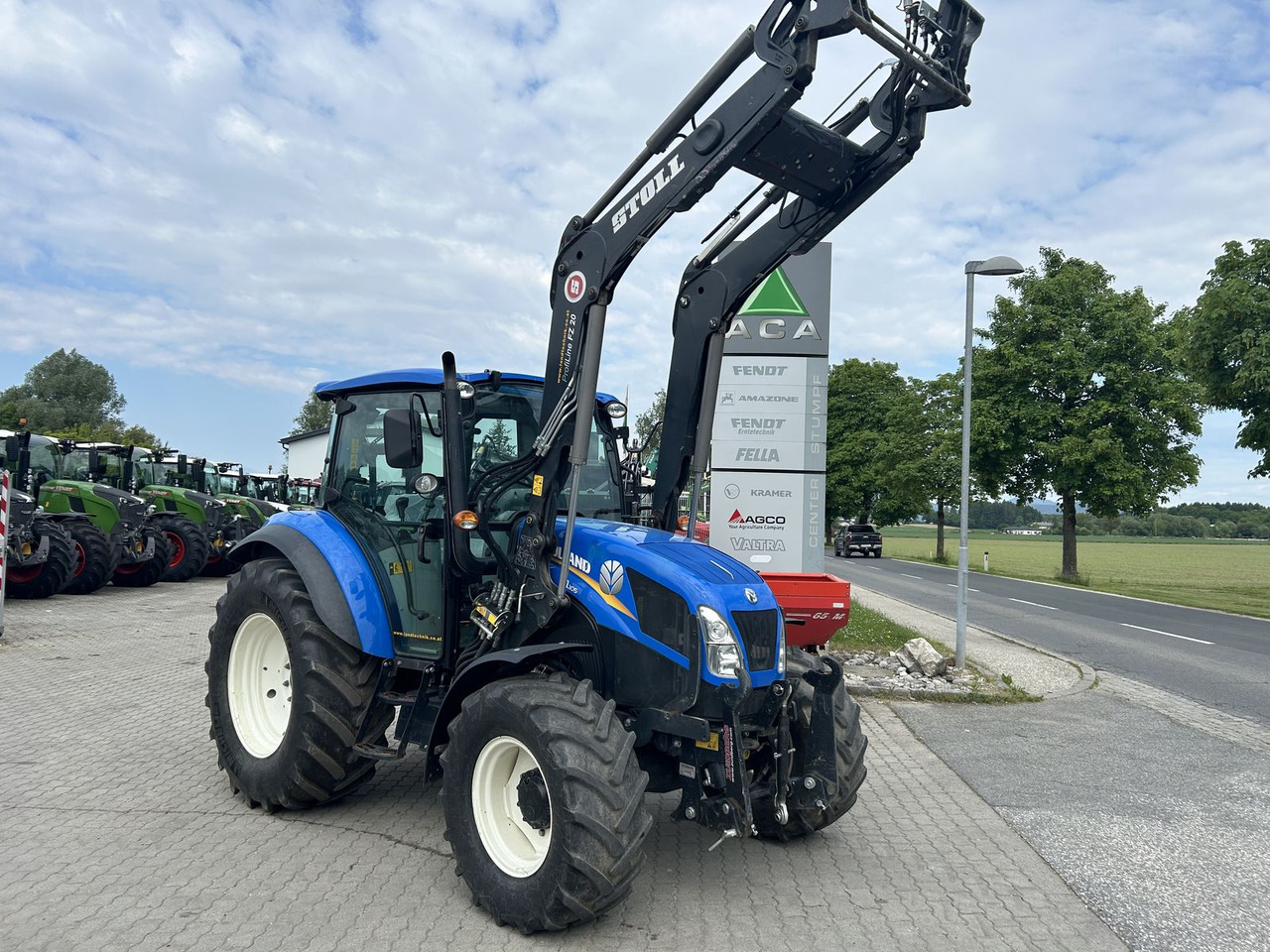New Holland T4.105 - טרקטור חקלאי: תמונה 1 New Holland T4.105 - טרקטור חקלאי: תמונה 1