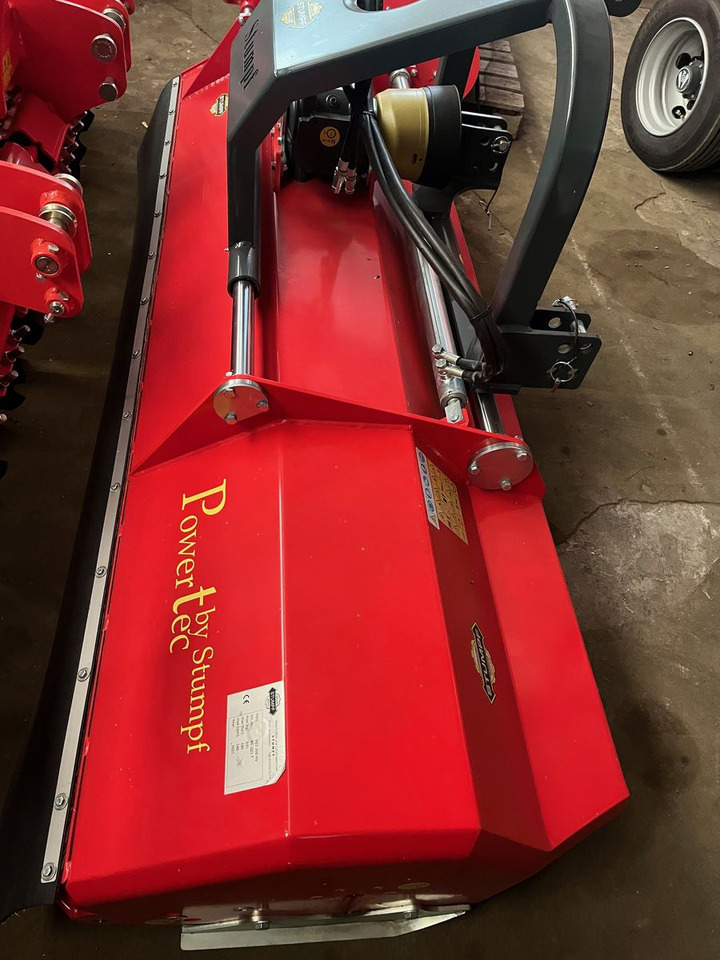 Powertec By Stumpf 260 - מכסחת תבואה/ עשבים: תמונה 3 Powertec By Stumpf 260 - מכסחת תבואה/ עשבים: תמונה 3