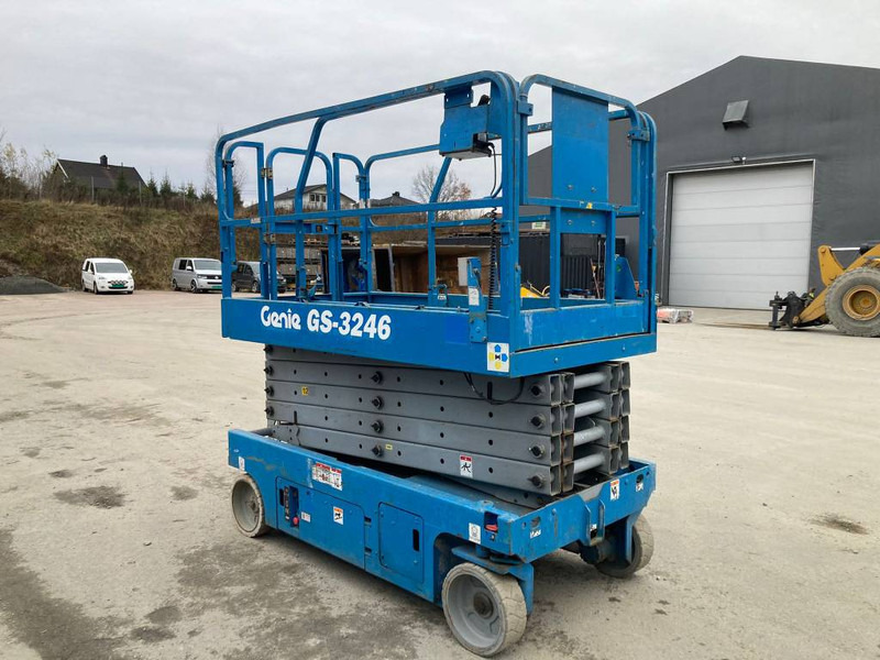 Genie GS 3246 - מעלית מספריים: תמונה 3 Genie GS 3246 - מעלית מספריים: תמונה 3