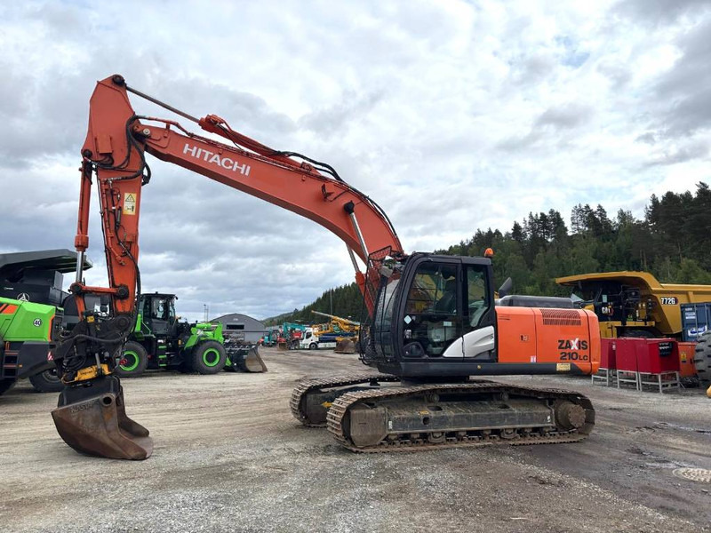 Hitachi ZX 210 LC-5 B - מחפר סורק: תמונה 1 Hitachi ZX 210 LC-5 B - מחפר סורק: תמונה 1