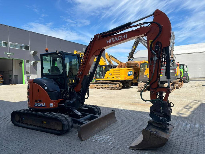 Hitachi ZX 55 U-6 CLR - מיני מחפר: תמונה 2 Hitachi ZX 55 U-6 CLR - מיני מחפר: תמונה 2