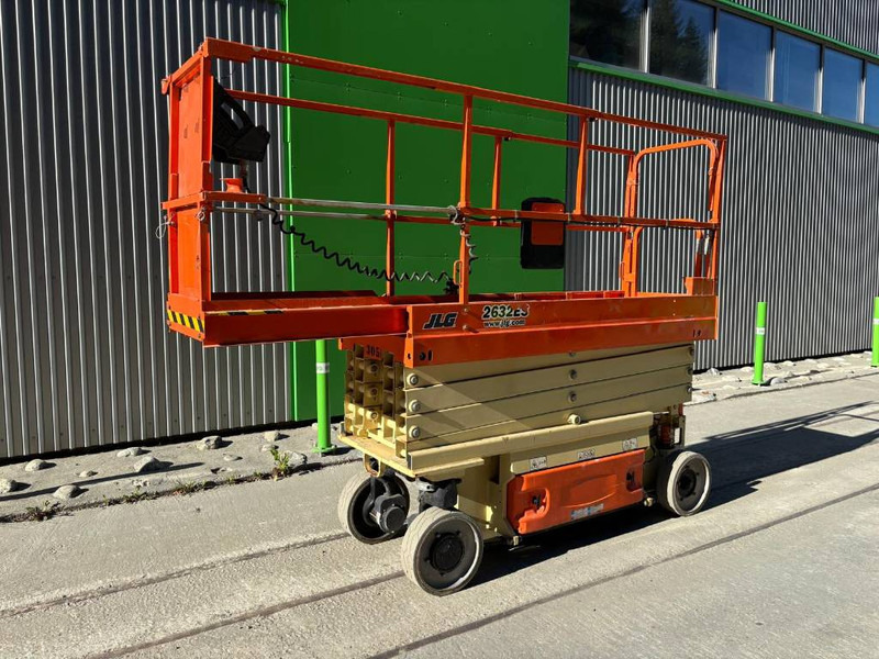 JLG 2632 ES - מעלית מספריים: תמונה 2 JLG 2632 ES - מעלית מספריים: תמונה 2