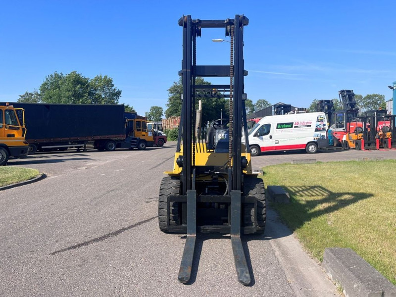 מלגזת סולר Caterpillar DP40K2: תמונה 7