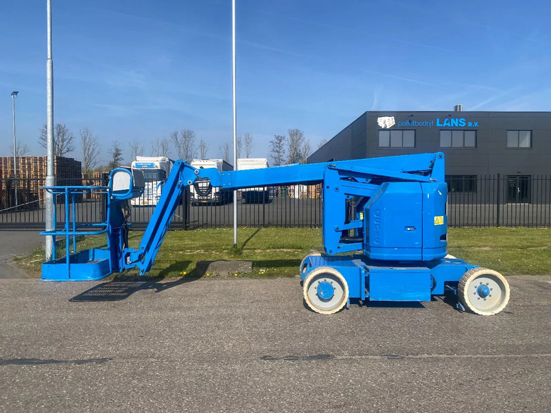 Genie Z-34/22N - זרוע מרפקי: תמונה 1 Genie Z-34/22N - זרוע מרפקי: תמונה 1