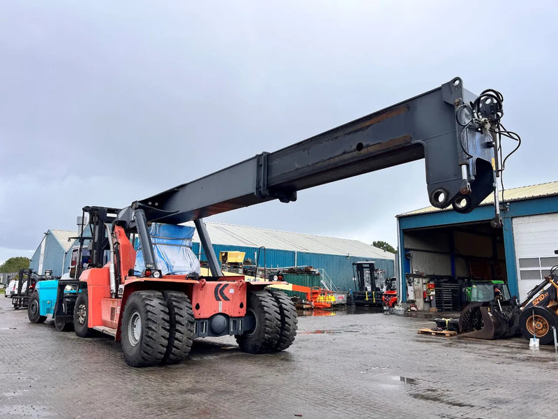 Kalmar For Parts Reach Stacker - מערים הגעה: תמונה 3 Kalmar For Parts Reach Stacker - מערים הגעה: תמונה 3