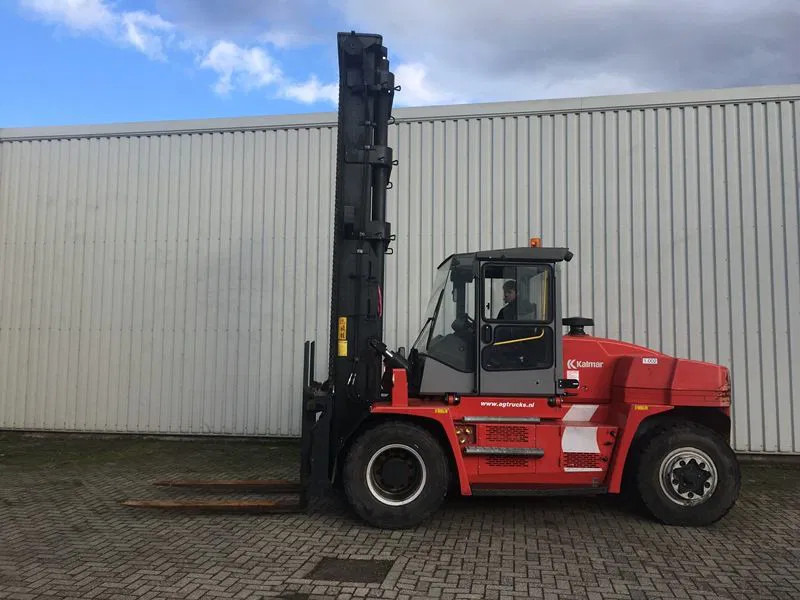 Kalmar GCE 150- 6 - מלגזת LPG: תמונה 2 Kalmar GCE 150- 6 - מלגזת LPG: תמונה 2