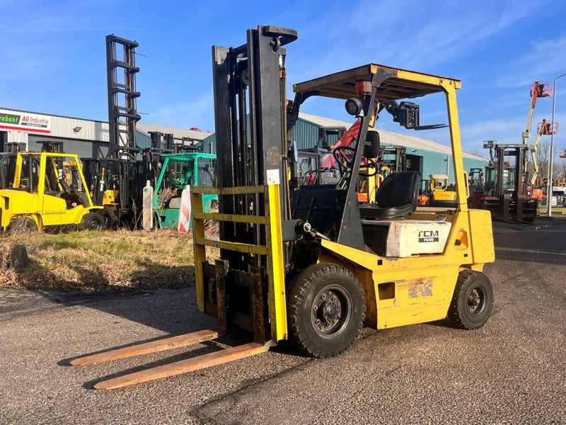 TCM FD25 Z2T - מלגזת סולר: תמונה 4 TCM FD25 Z2T - מלגזת סולר: תמונה 4
