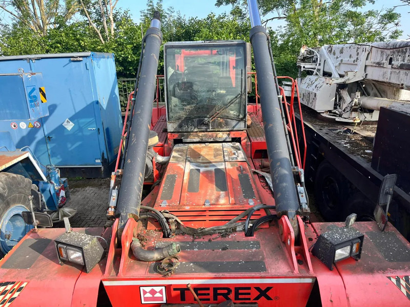Terex Fantuzzi CS45KM FOR PARTS - מערים הגעה: תמונה 2 Terex Fantuzzi CS45KM FOR PARTS - מערים הגעה: תמונה 2