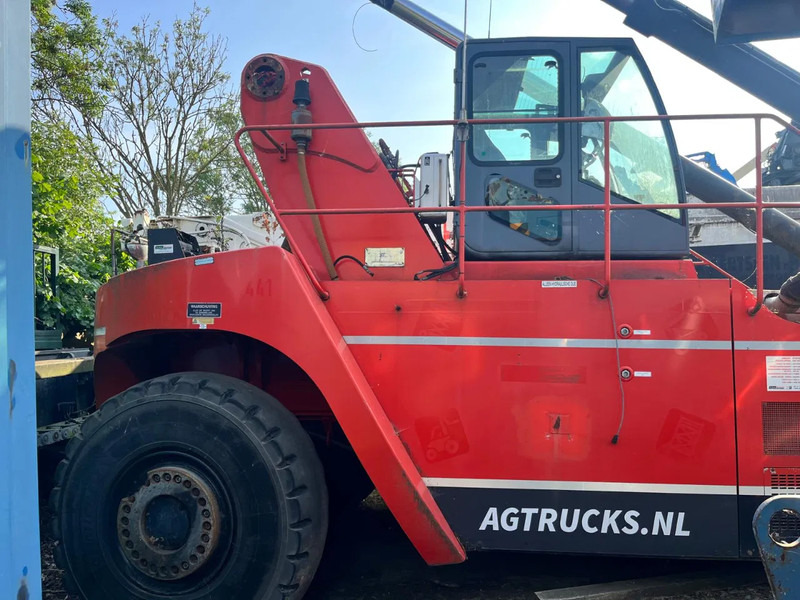 Terex Fantuzzi CS45KM FOR PARTS - מערים הגעה: תמונה 3 Terex Fantuzzi CS45KM FOR PARTS - מערים הגעה: תמונה 3