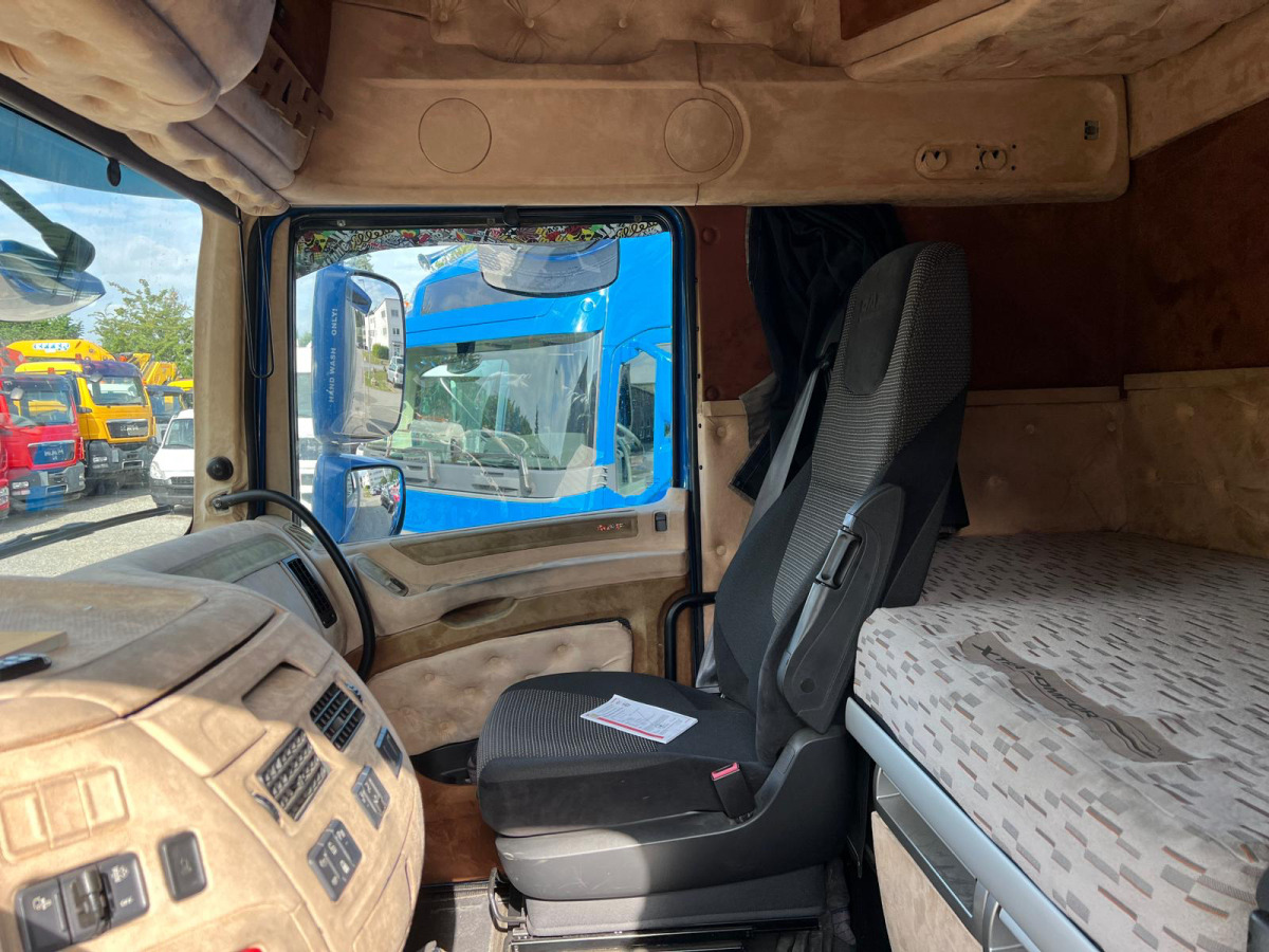 משאית וילונות צד DAF XF510 6x2: תמונה 14