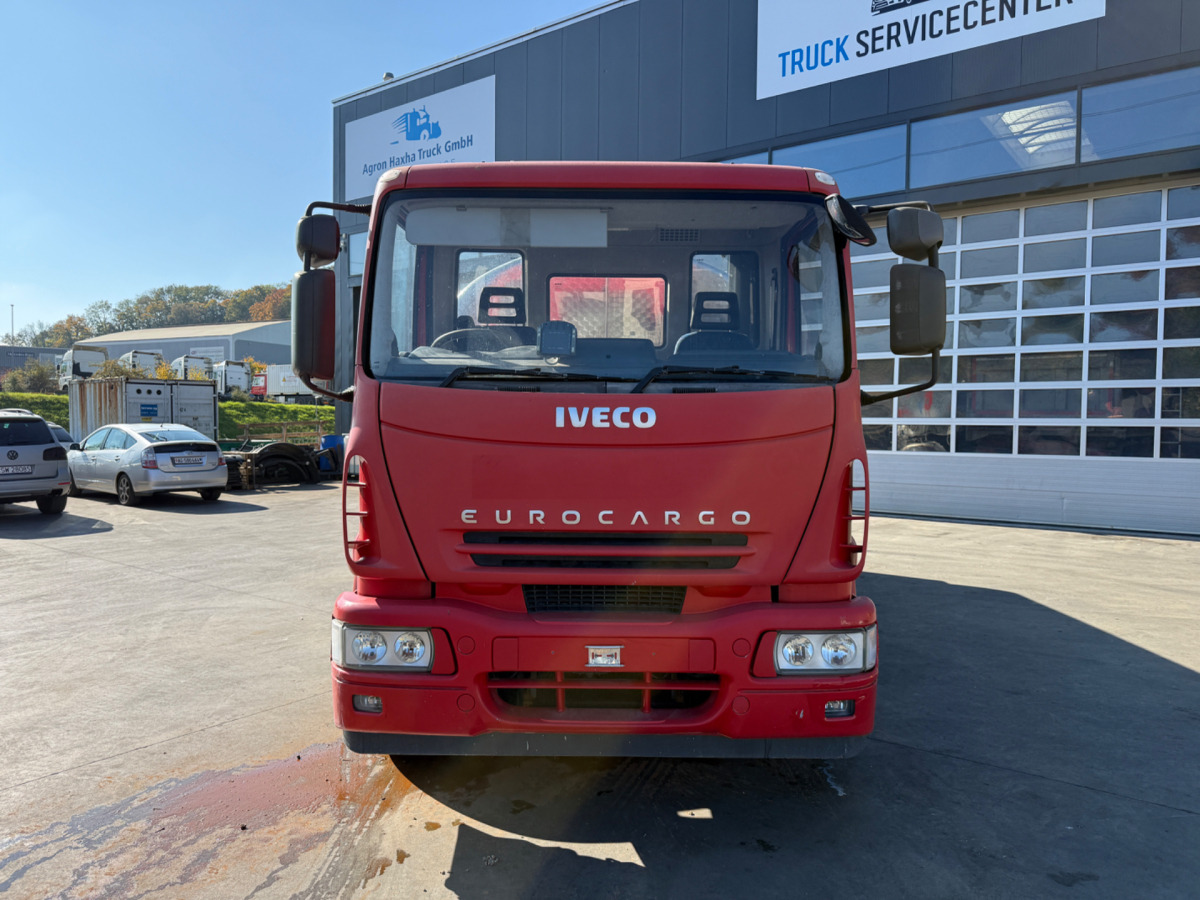 IVECO 180E28 4x2 Milchtank - משאית מכל: תמונה 2 IVECO 180E28 4x2 Milchtank - משאית מכל: תמונה 2
