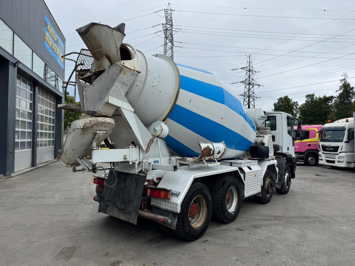 IVECO 440 Cursor 8x4 Liebherr - משאית מערבלת בטון: תמונה 5 IVECO 440 Cursor 8x4 Liebherr - משאית מערבלת בטון: תמונה 5