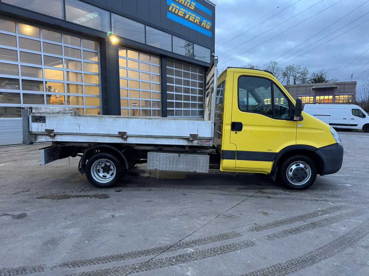 IVECO Daily 35C15 4x2 - כלי רכב מסחרי מזהיר: תמונה 4 IVECO Daily 35C15 4x2 - כלי רכב מסחרי מזהיר: תמונה 4