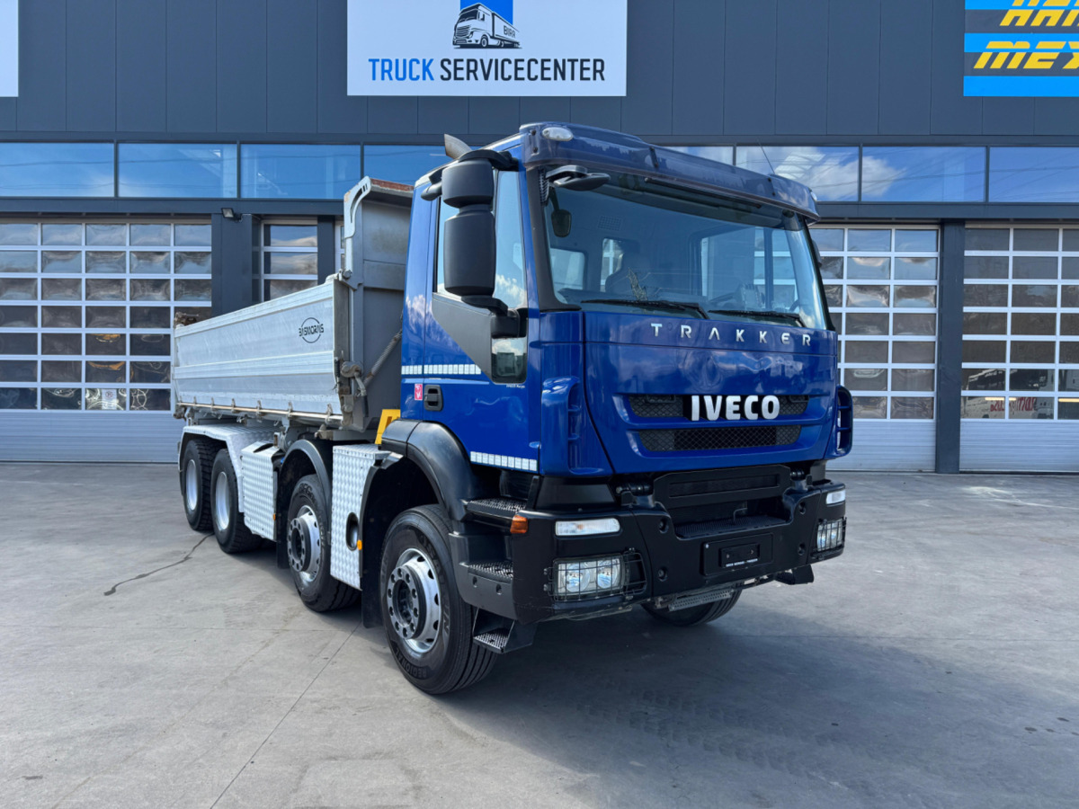 IVECO Trakker 450 8x4 3-Seitenkipper Moser - מזהיר: תמונה 3 IVECO Trakker 450 8x4 3-Seitenkipper Moser - מזהיר: תמונה 3