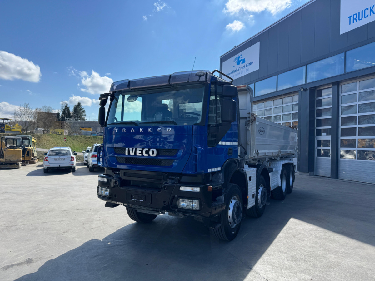 IVECO Trakker 450 8x4 3-Seitenkipper Moser - מזהיר: תמונה 1 IVECO Trakker 450 8x4 3-Seitenkipper Moser - מזהיר: תמונה 1