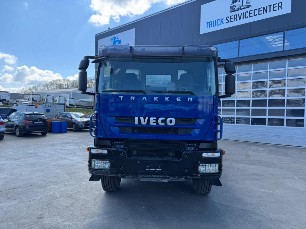 IVECO Trakker 450 8x4 3-Seitenkipper Moser - מזהיר: תמונה 2 IVECO Trakker 450 8x4 3-Seitenkipper Moser - מזהיר: תמונה 2