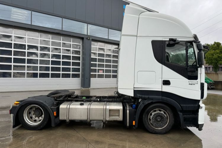 Iveco Stralis 420 Mega - יחידת טרקטור: תמונה 2 Iveco Stralis 420 Mega - יחידת טרקטור: תמונה 2