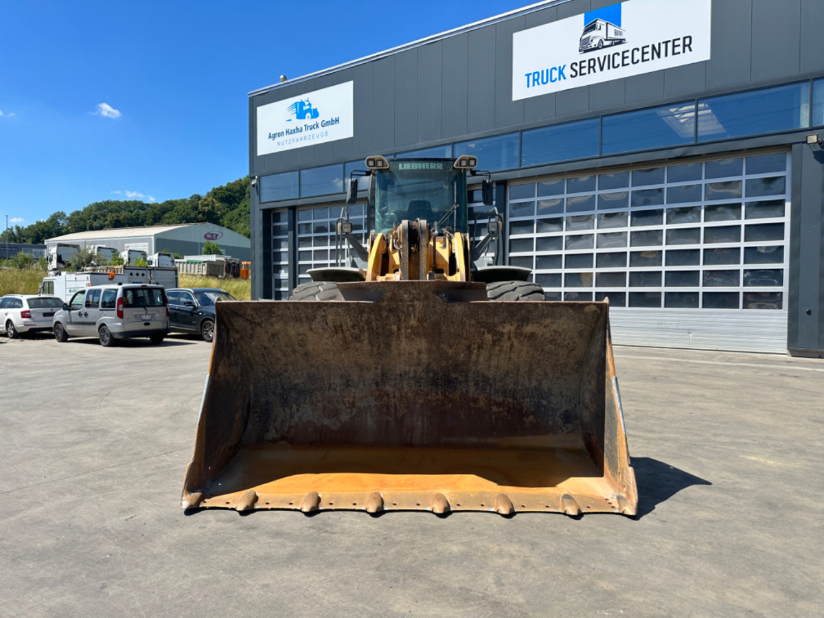 LIEBHERR 586 2plus2 - מעמיס גלגלים: תמונה 2 LIEBHERR 586 2plus2 - מעמיס גלגלים: תמונה 2