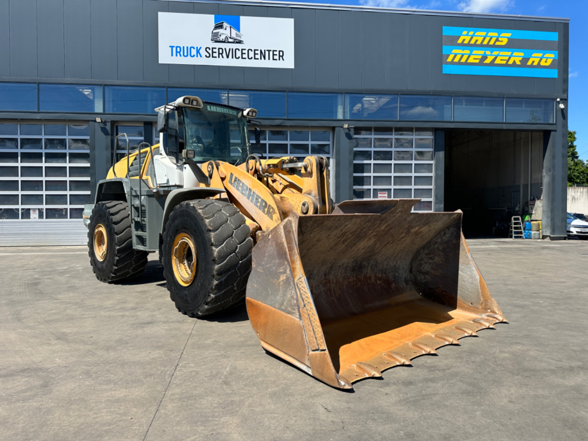 LIEBHERR 586 2plus2 - מעמיס גלגלים: תמונה 4 LIEBHERR 586 2plus2 - מעמיס גלגלים: תמונה 4