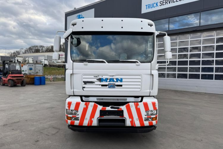 MAN TGA 26.440 6x2 PK16502-4 - משאית מנוף: תמונה 3 MAN TGA 26.440 6x2 PK16502-4 - משאית מנוף: תמונה 3