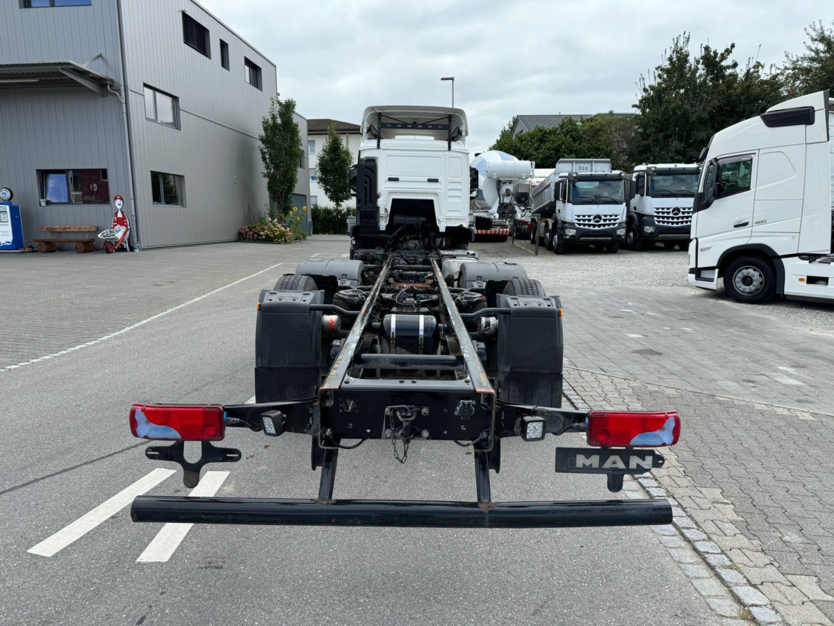 MAN TGS 26.440 6x2 Chassis - משאית עם שלדת תא: תמונה 5 MAN TGS 26.440 6x2 Chassis - משאית עם שלדת תא: תמונה 5