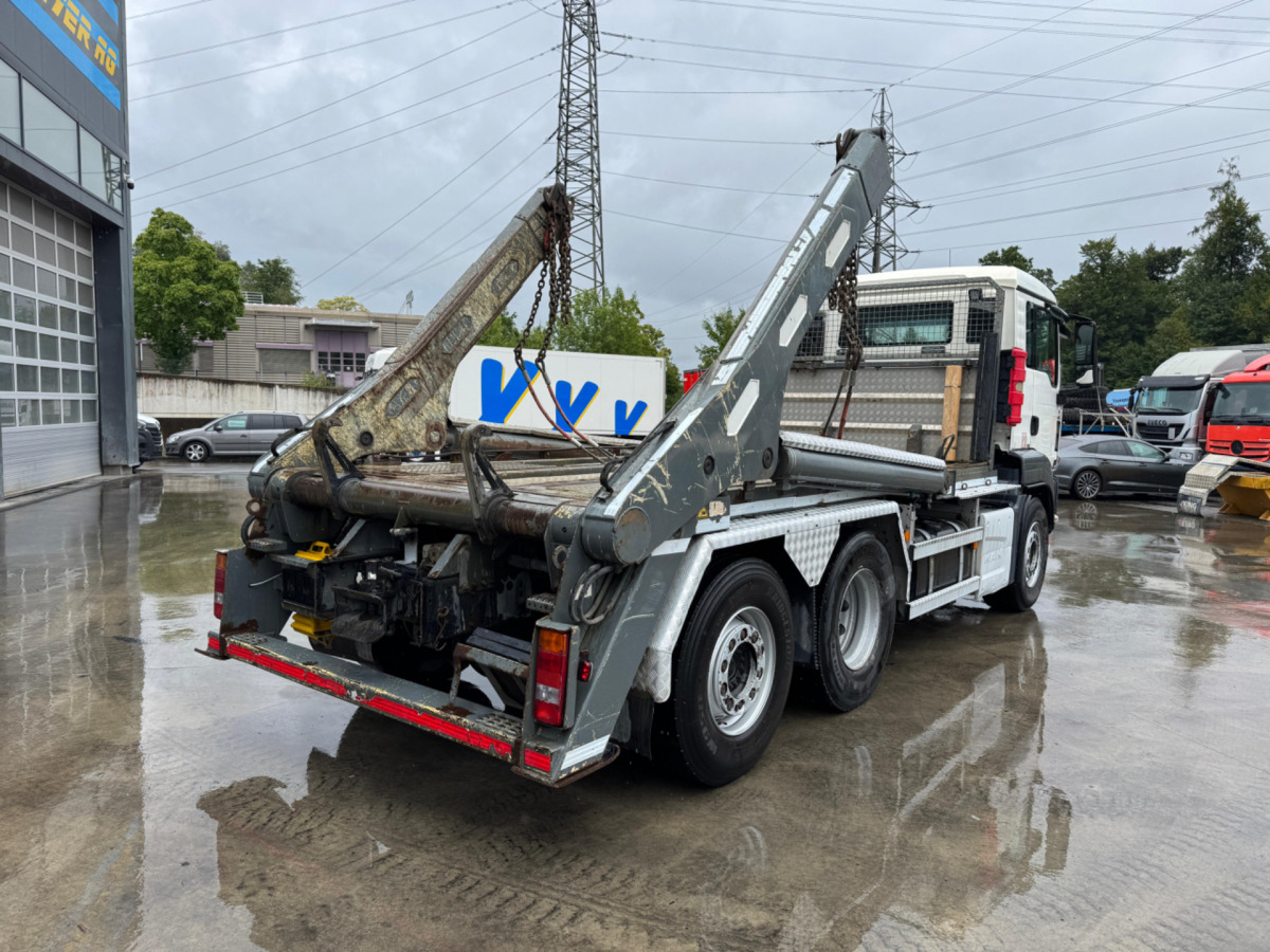 MAN TGS 28.440 6x2 UT GIGANT - משאית דילוג העמסה: תמונה 5 MAN TGS 28.440 6x2 UT GIGANT - משאית דילוג העמסה: תמונה 5