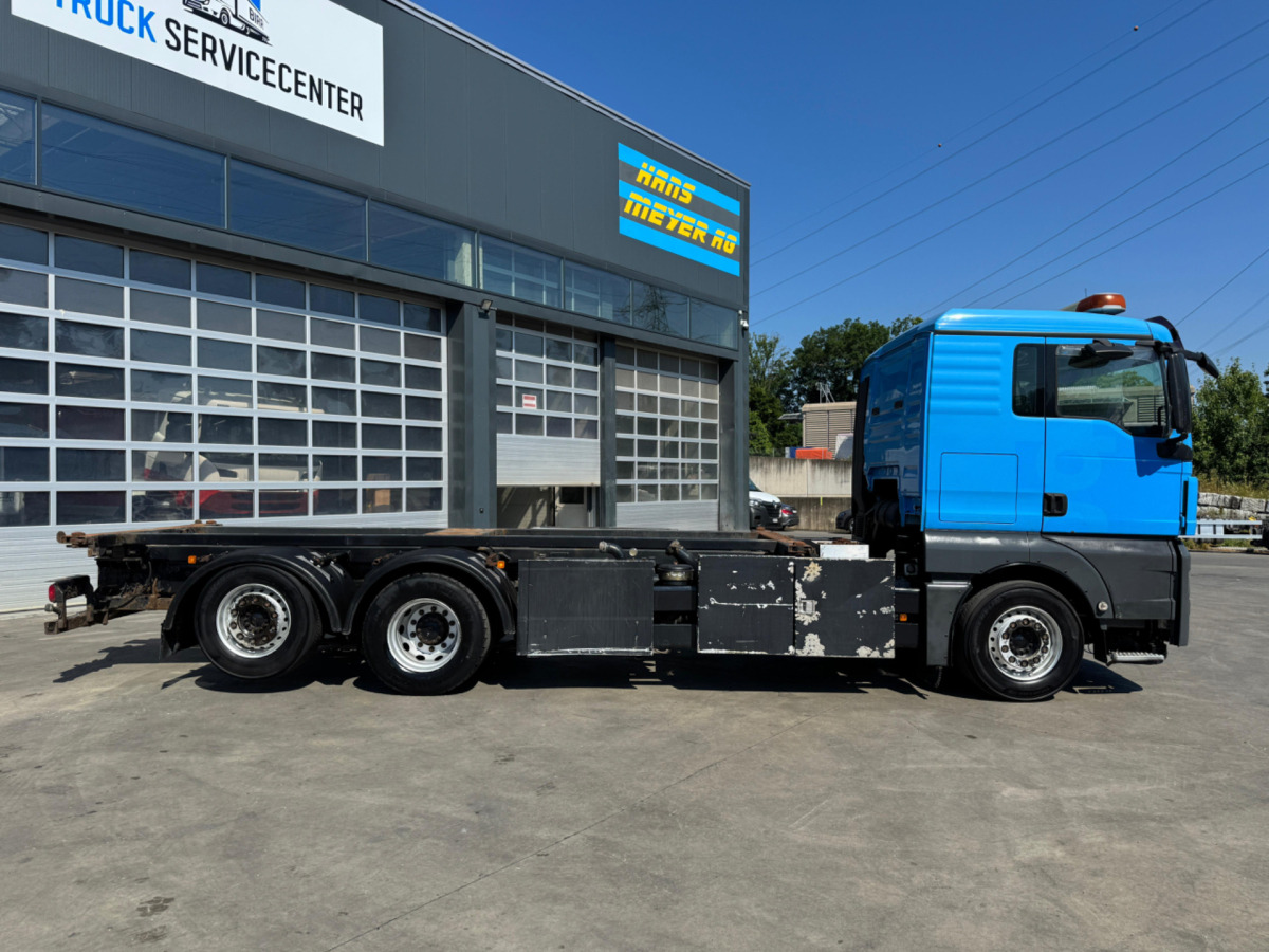 MAN TGX 26.480 6x2 Kompressor - מוביל מכולות/ משאית החלפת גוף: תמונה 4 MAN TGX 26.480 6x2 Kompressor - מוביל מכולות/ משאית החלפת גוף: תמונה 4