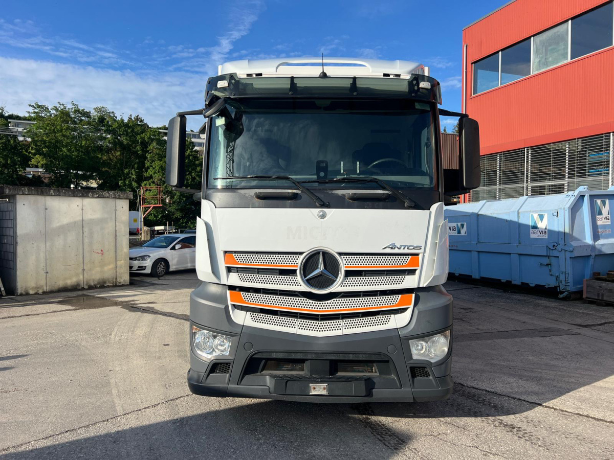 MERCEDES 4x Antos 1843 4x2 Kühler - משאית קירור: תמונה 2 MERCEDES 4x Antos 1843 4x2 Kühler - משאית קירור: תמונה 2