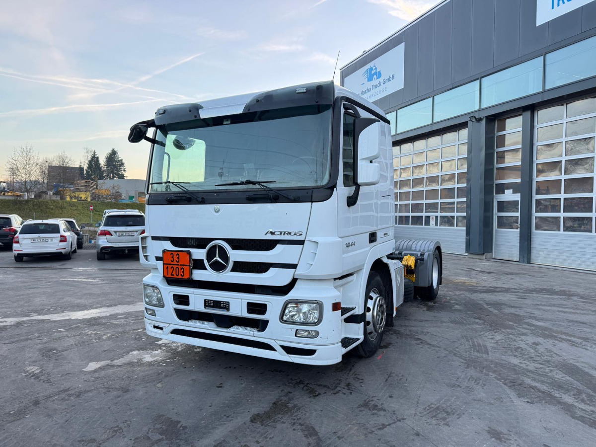 MERCEDES Actros 1844 4x2 ADR - יחידת טרקטור: תמונה 1 MERCEDES Actros 1844 4x2 ADR - יחידת טרקטור: תמונה 1
